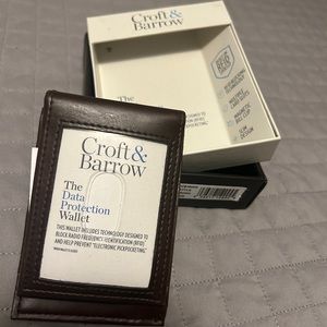 Croft and Barrow Wallet, new